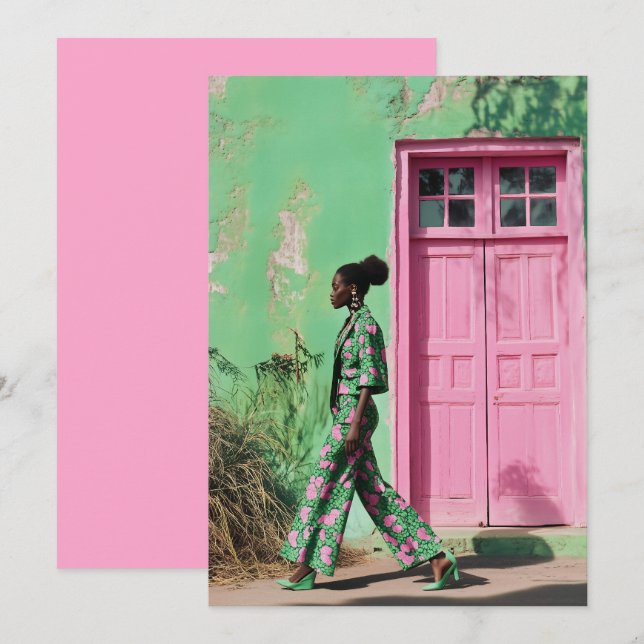 Invitación Moda audaz en un paisaje urbano vibrante (Anverso / Reverso)