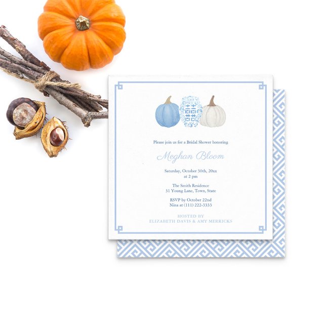 Invitación Moda Azul Y Calabaza Blanca Caer Ducha De Novias (Square light blue white pumpkins with ginger jar. Greek Key pattern on reverse and border on front)