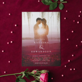 Invitación Moda Elegante Wavy Borgoña Resumen Boda de fotos