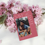 Invitación Moda Estilo Mod Foto Guardar Rosa Rosa Fecha 2<br><div class="desc">Moderno, Moda y negrita describen esta foto rosada Guardar la fecha. Elija entre varios colores para que coincidan con su foto o tema. Es fácil crear uno propio guardar las fechas. Simplemente introduzca su información en nuestras plantillas fáciles de usar. Y la fecha de Save the Date se imprimirá con...</div>