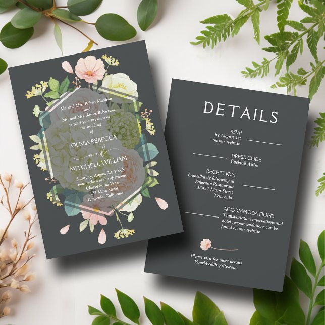Invitación Moda Florals Boda oscuro todo en uno (Chic Florals Dark All in One Wedding Invitations with your details on the back)