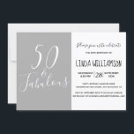 Invitación Moda moderna 50 Fabuloso Gris 50 cumpleaños<br><div class="desc">Celebra haber cumplido 50 con estilo con este moderno diseño gris de cumpleaños número 50, una invitación de cumpleaños número 50 de moda que puedes personalizar y enviar para tu fiesta de cumpleaños número 50. Las palabras cincuenta y fabulosas se establecen usando caligrafía de escritura elegante y tipografía moderna. Si...</div>
