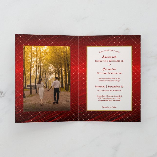Invitación Moda Red Gold Squares Personalizable Bifold Boda (Interior)