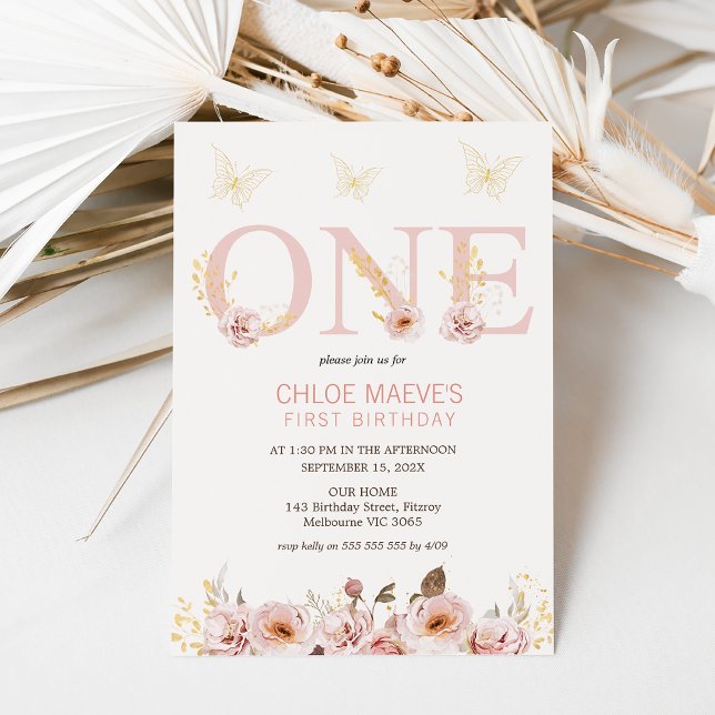 Invitación Moda Rosa Boho Floral Butterflies Primer cumpleaño (Girl's pink floral and butterflies 1st birthday invitation.  Boho floral 1st birthday invitation.)