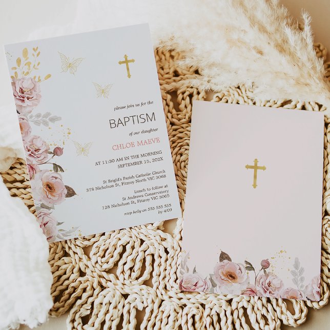 Invitación Moda rosa Floral mariposa mariposa bautizo bautism (Pink chic floral butterflies baptism or christening invitation with gold cross. )