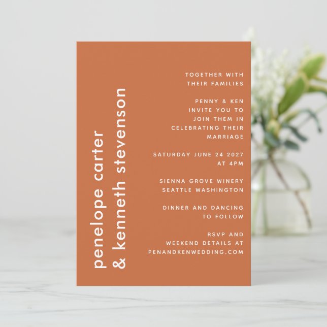 Invitación Moda Tipografía moderna | Boda Naranja quemado (Anverso de pie)