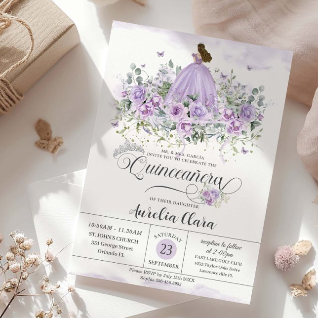Invitación Moda Vestido Chica Purple Lilac Floral Quinceañera (Subido por el creador)