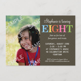 Invitación modelada de la fiesta de cumpleaños