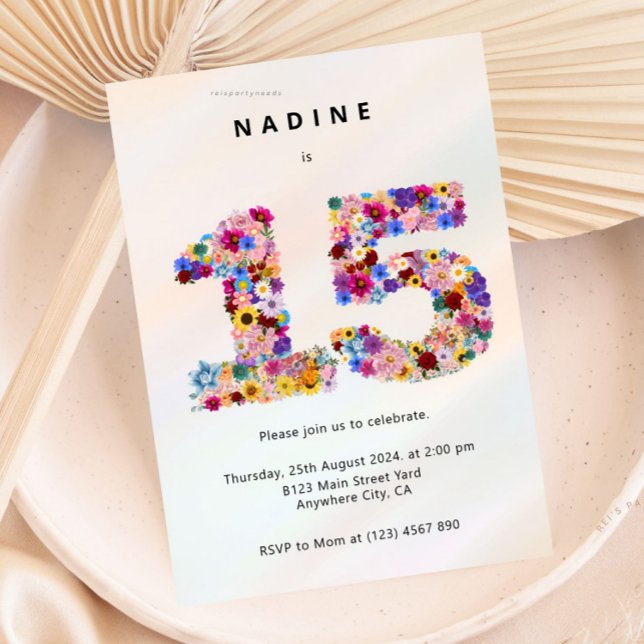 Invitación Modern 15th Birthday Floral Invitation (quinceanera, 15th birthday, 15th birthday invite, floral invitation, floral 15th birthday, girl 15th)