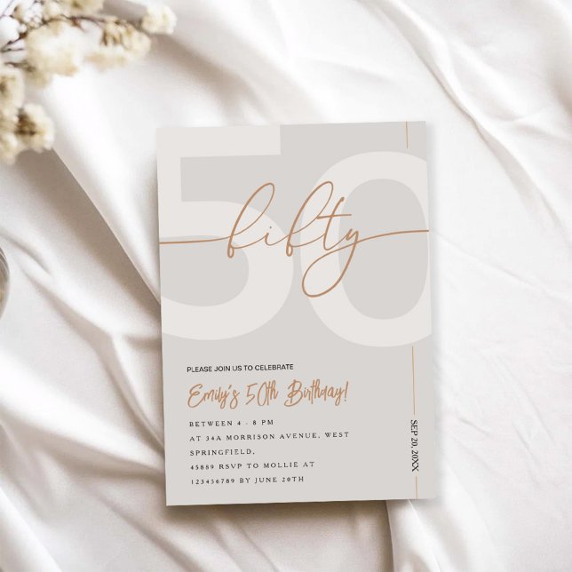 Invitación Modern Beige & Gold 50th Birthday Invitation (Subido por el creador)