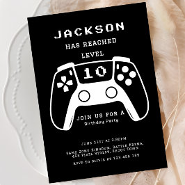 Invitación Modern Black Level Up Gamer Kids Birthday Party