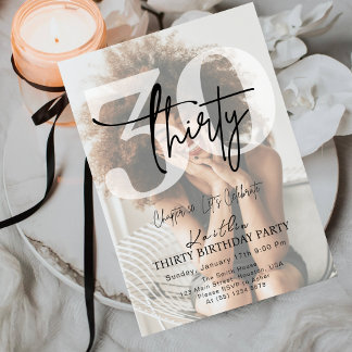 Invitación Modern Black Minimalist Thirty 30th Birthday Party