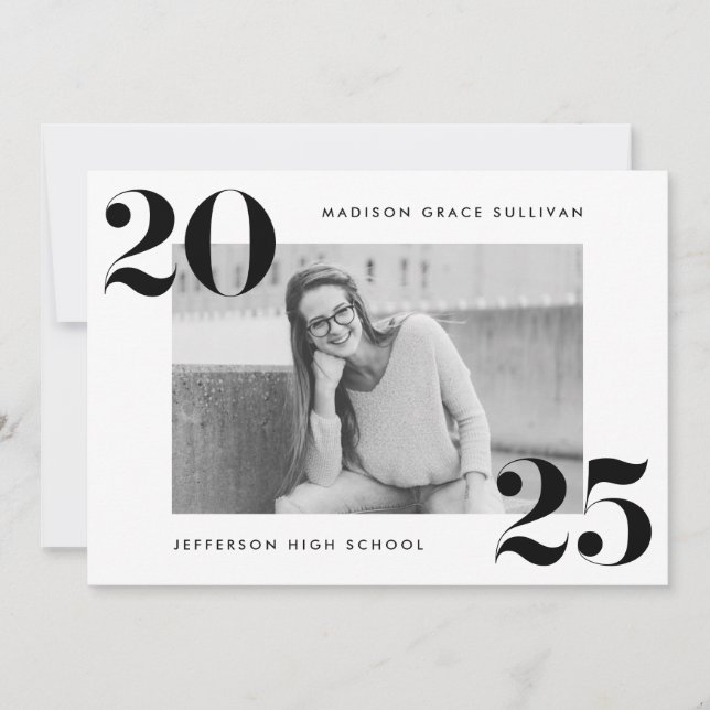 Invitación Modern Bold 2025 Black Photo Graduation Party (Anverso)