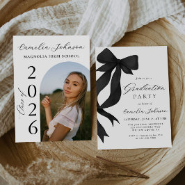 Invitación Modern Elegant Black Bow Arch Photo Graduation