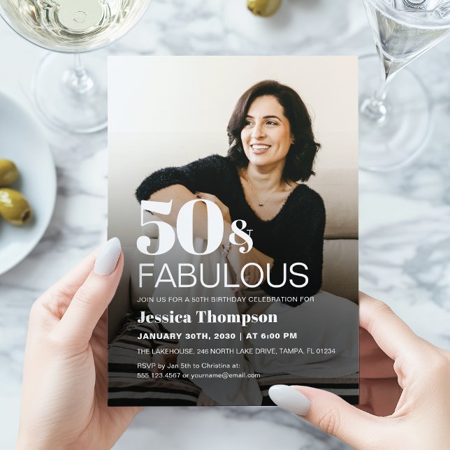 Invitación Modern Elegant Bold 50th Birthday Photo Invitation (Bold and elegant 50 & Fabulous 50th birthday custom photo invitation)