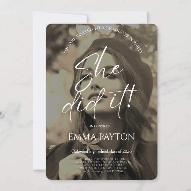 Invitación Modern Graduation Celebration  (Anverso)