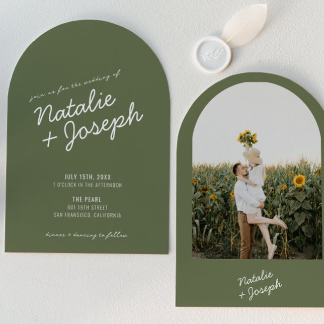 Invitación Modern Green Whimsical Summer Photo Wedding Arched (Subido por el creador)
