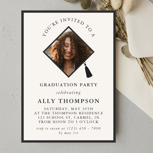 Invitación Modern Ivory Photo Frame Graduation Party (Modern Ivory Photo Frame Graduation Party Invitation)