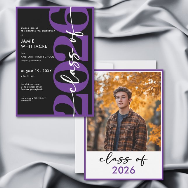 Invitación Modern Minimal Purple Typography Graduation Party (Modern Minimal Purple Typography Graduation Party Invitation)