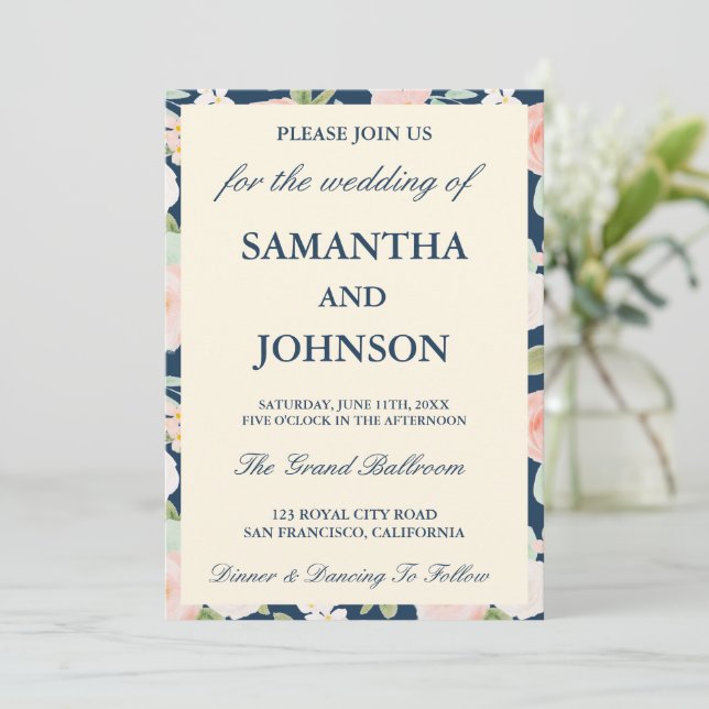 Invitación Modern Navy Blue Ivory Floral Monogram Wedding (Anverso de pie)