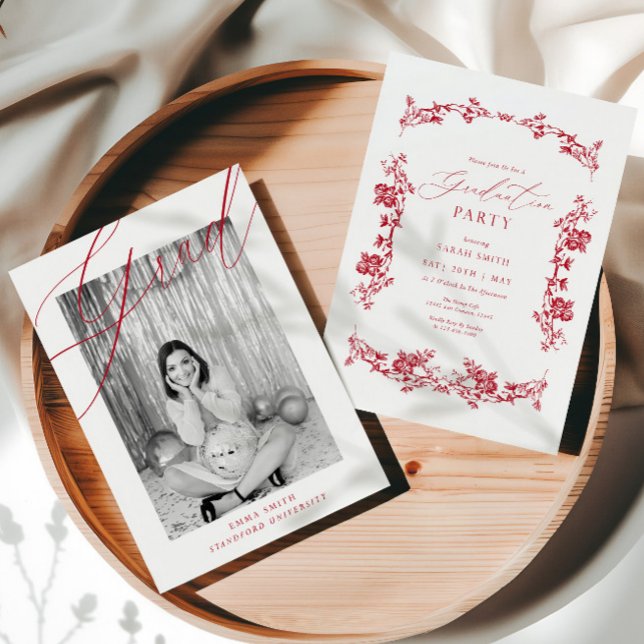 Invitación Modern Red Floral Graduation Photo Announcement  (Subido por el creador)