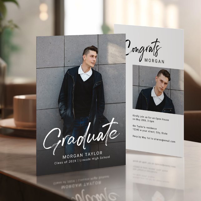 Invitación Modern Script Casual Photo Graduation Announcement (Modern Script Casual Photo Graduation Announcement)