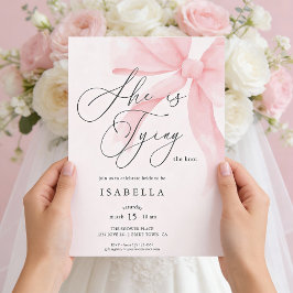 Invitación Modern She's Tying The Knot Pink Bow Bridal Shower
