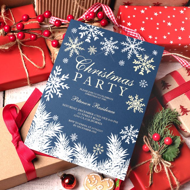 Invitación Modern snowflake pine navy winter Christmas party (Subido por el creador)