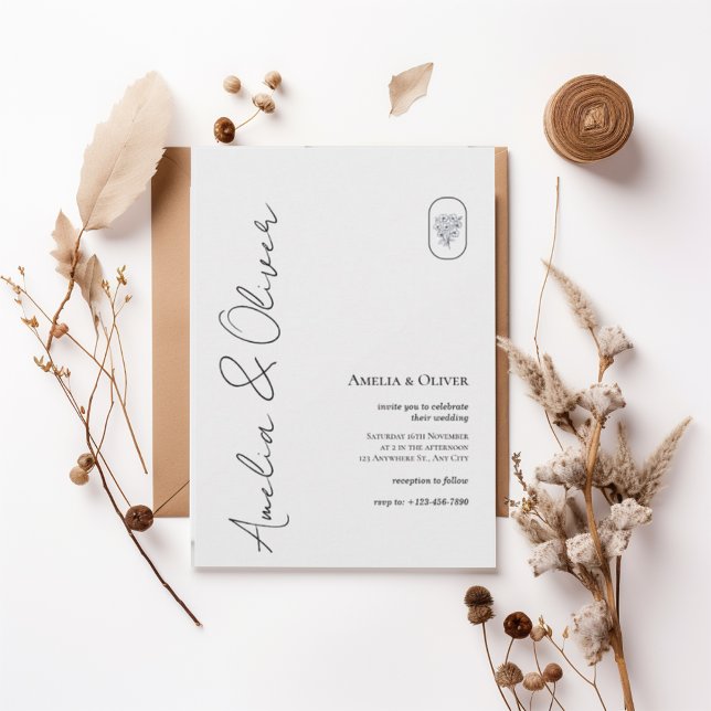 Invitación Modern Vertical Script Wedding Invitation (Subido por el creador)