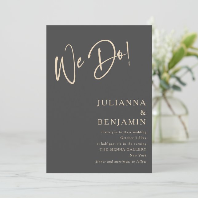 Invitación Modern We Do Elegant Charcoal Black Beige Wedding (Anverso de pie)