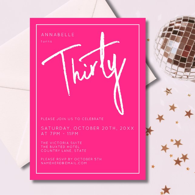 Invitación Moderna 30.ª Fiesta de cumpleaños 30 Pink (Modern 30th birthday party invitation in hot pink and script lettering. )
