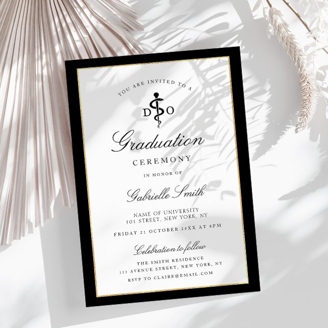 invitación moderna a la ceremonia de graduación de (Subido por el creador)
