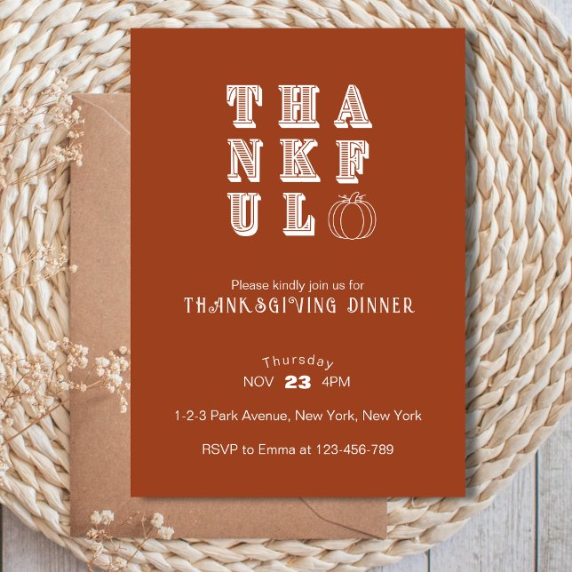 Invitación Moderna cena Minimalista de Acción de Gracias (Boho Minimalist Elegant Thanksgiving Dinner Party Invitation. Simple rustic typography design. )