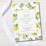 Invitación moderna de cítricos limón de cumpleaños<br><div class="desc">60.ª fiesta de cumpleaños invitación al patrón de cítricos de limón. Diseño moderno de limón acuático de verano. Es fácil cambiar el texto.</div>