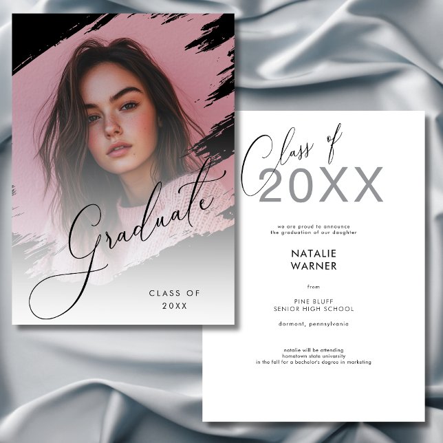 Invitación moderna de foto en blanco y negro (Modern Photo Black & White Grad Announcement)