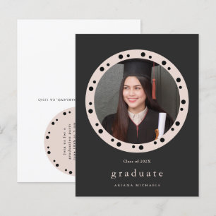 Invitación moderna de graduación con marco puntead