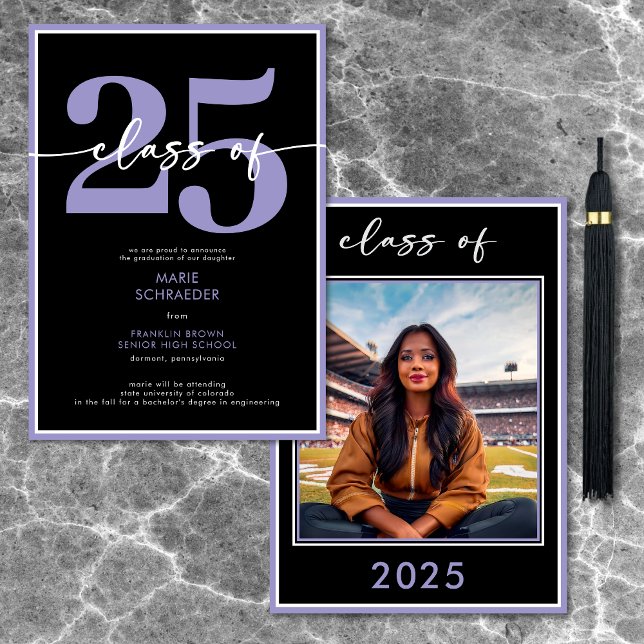 Invitación moderna de graduación de guión morado (Modern Purple Script Graduation Announcement)