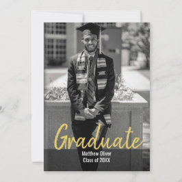 Invitación Moderna dos fotos de graduación en negro y oro