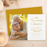 Invitación Moderna foto de 50 años de Boda mínima.<br><div class="desc">Esta invitación al 50 aniversario Boda cuenta con un diseño moderno y minimalista,  acentuado con caligrafía de escritura a mano. El diseño proporciona espacio para una foto vertical.</div>