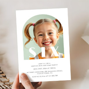 Invitación Moderna foto de arco elegante de cumpleaños 6
