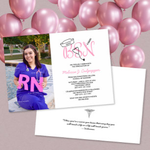Invitación Moderna graduación de enfermeras BSN rosadas