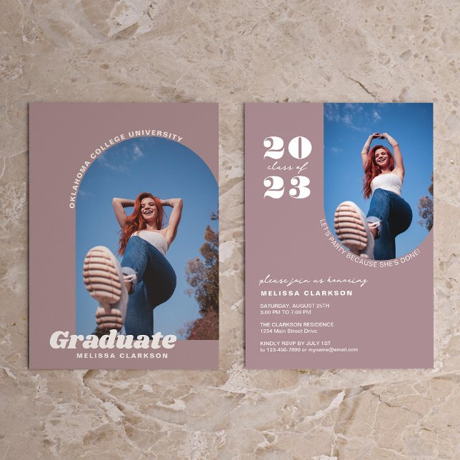Invitación Moderna Graduación Retro Dusty Rosa Audaz De Arco  (Subido por el creador)