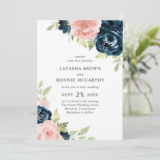 Invitación Moderna Marina Azul Rubor Floral Rosa Elegante Bod (Anverso de pie)