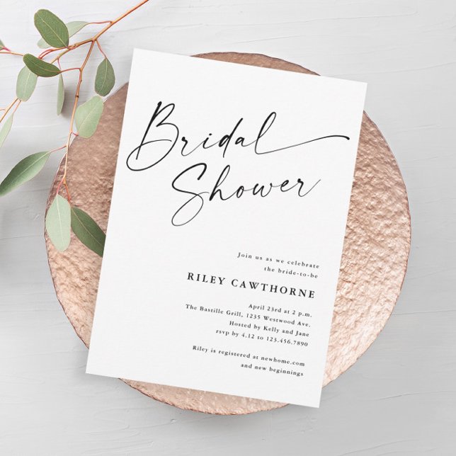 Invitación Moderna secuencia de comandos Ivory Boho Bridal Sh (Modern simple black and white script boho bridal shower invitations.)