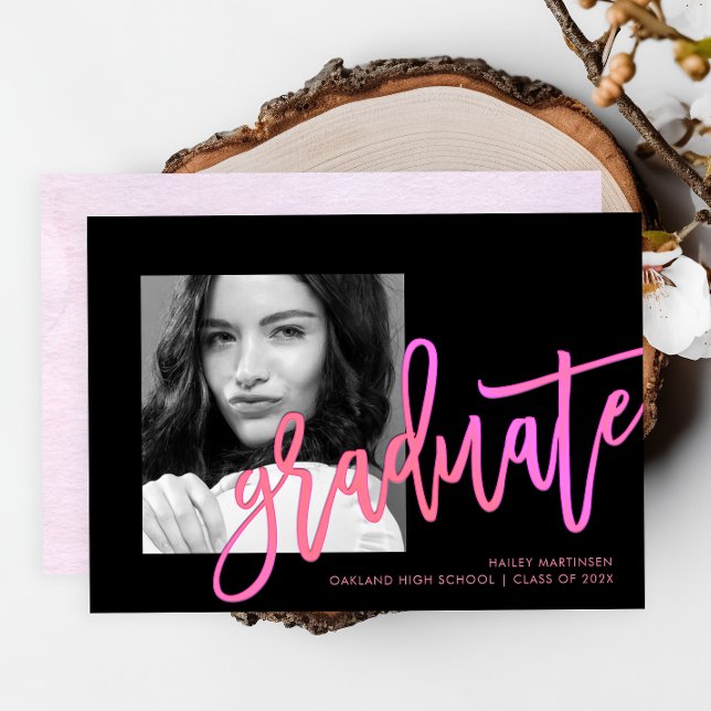 Invitación Moderna tipografía neonesa ómbre Graduación de fot (Subido por el creador)