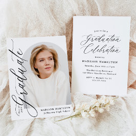 Invitación Moderna y elegante caligrafía negra foto graduada