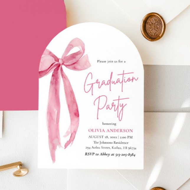 Invitación Moderna y elegante graduación de Bow Rosa (Modern Elegant Trendy Pink Bow Graduation Arched Invitation)