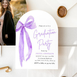 Invitación Moderna y elegante graduación de color púrpura en 
