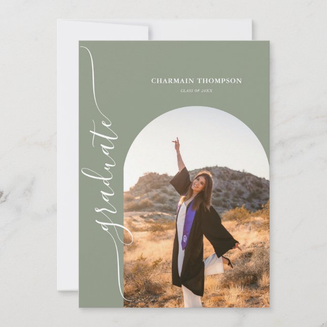 Invitación Moderna y simple foto Sage Graduación verde (Anverso)