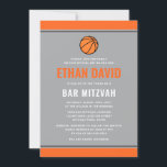 Invitación Moderno bar mitzvah de baloncesto de fondo gris y<br><div class="desc">Bar mitzvah moderno con temas de baloncesto y bordes naranjas. Gris claro hacia atrás con Star of David. Todos los colores se pueden editar en la herramienta de diseño</div>
